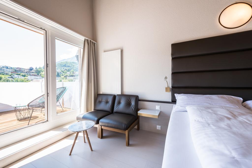 Boutique Hotel Riviera Spiez Ruang foto