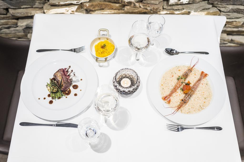 Boutique Hotel Riviera Spiez Bagian luar foto