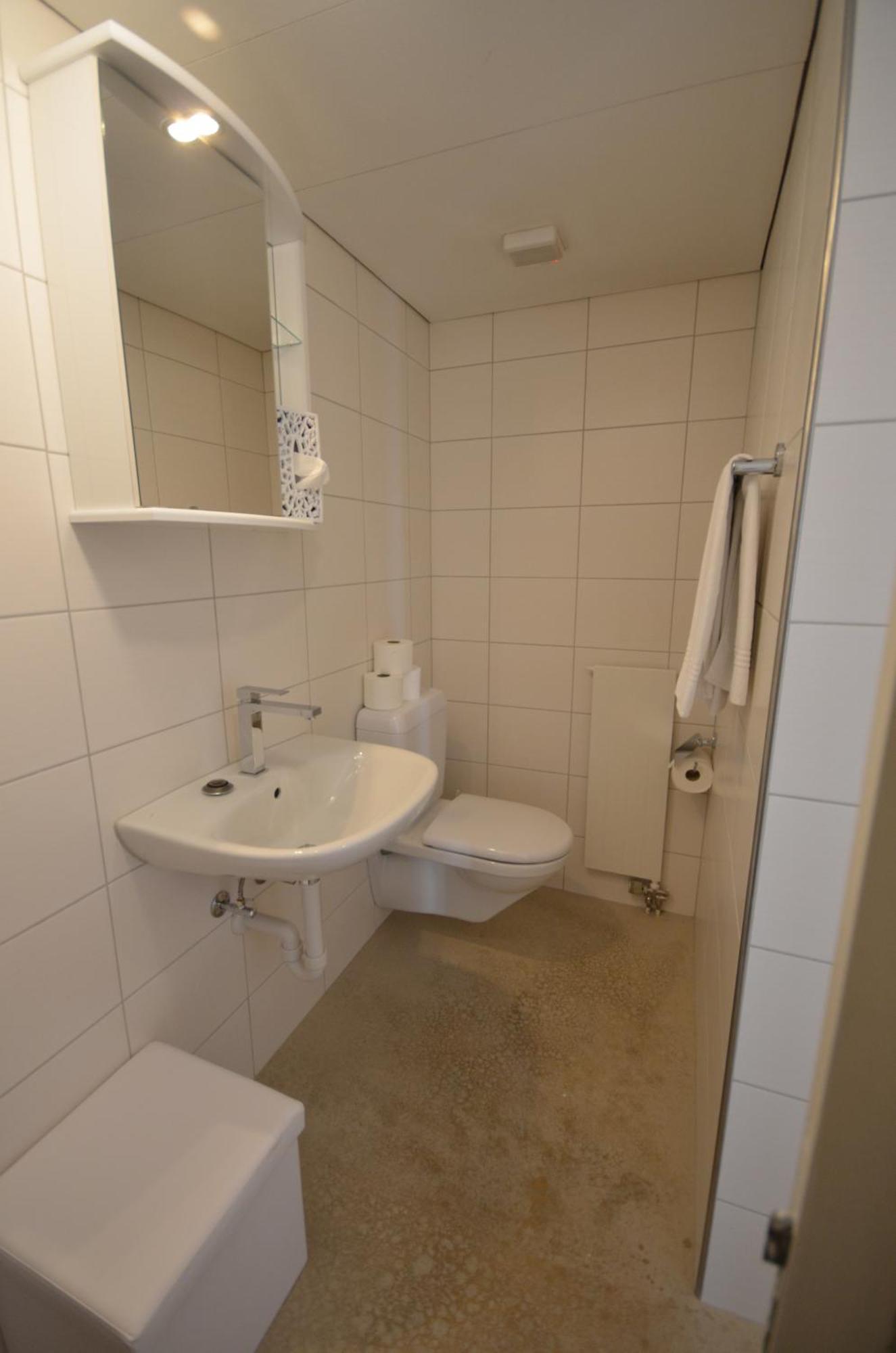 Boutique Hotel Riviera Spiez Ruang foto
