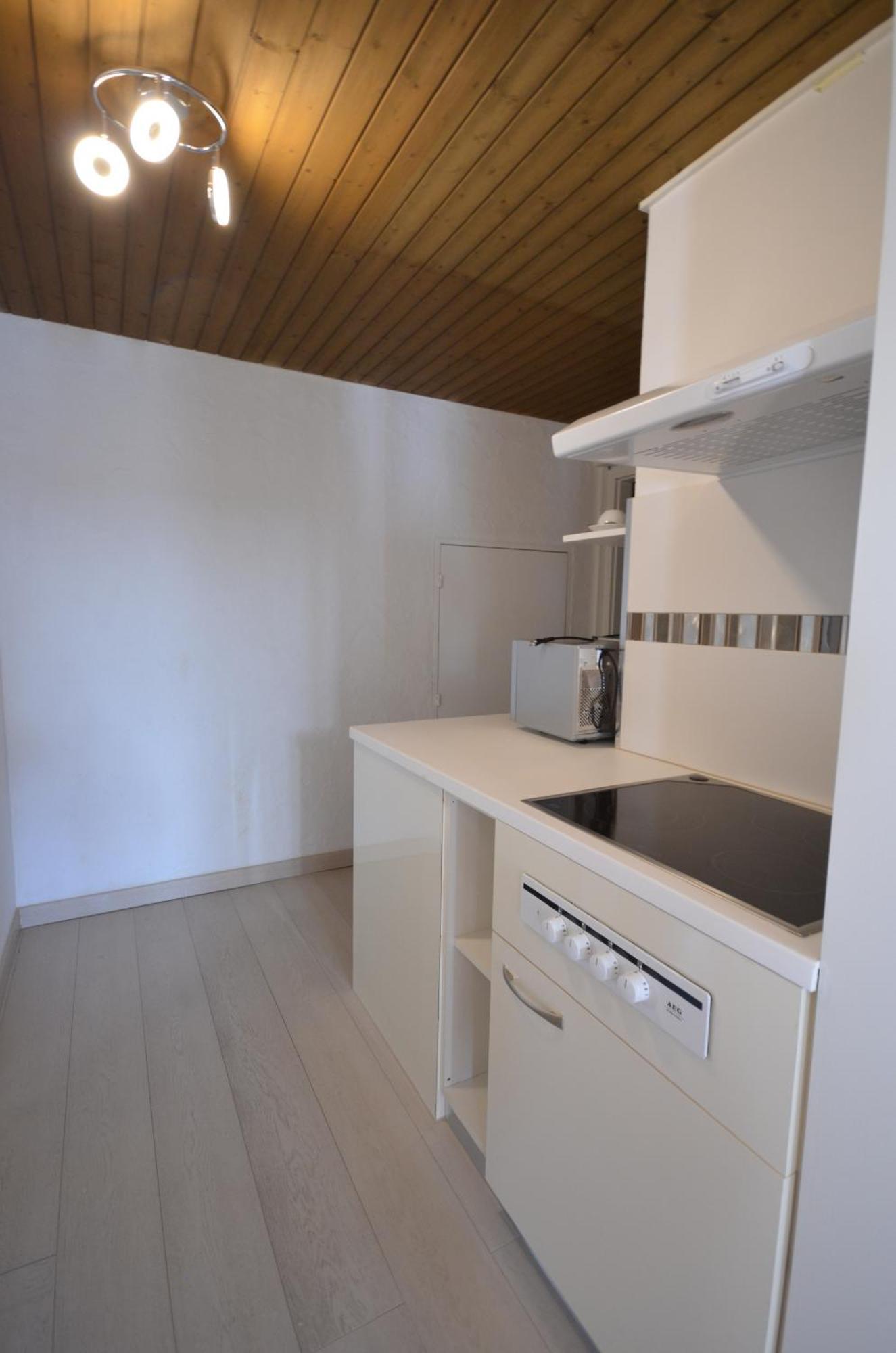 Boutique Hotel Riviera Spiez Ruang foto